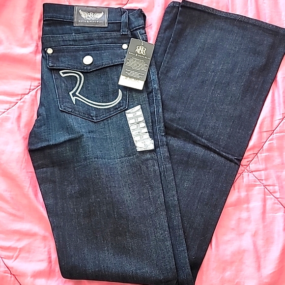 Rock & Republic Jean - 27 - Juno Blue - Picture 1 of 4